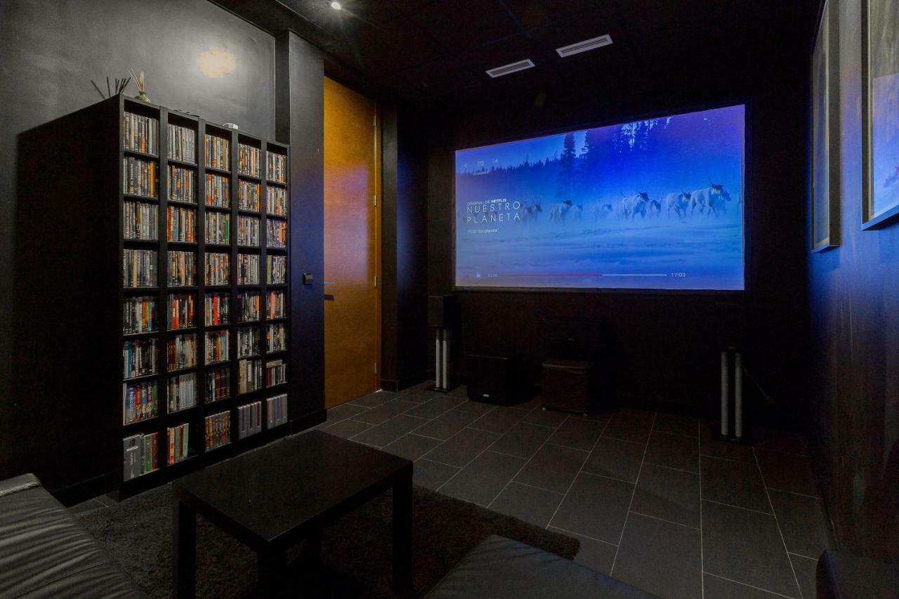 Vlvilla - Villa De Lujo En Valencia Con Piscina Privada Y Sala De Cine Burjassot Exteriér fotografie